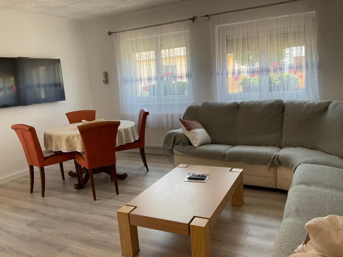 Jarmila Vendeghaz Hotel Balatonbereny Ngoại thất bức ảnh