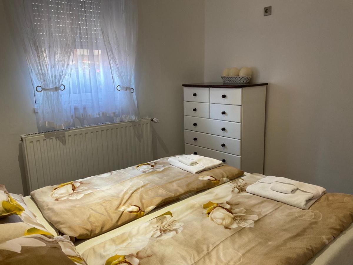 Jarmila Vendeghaz Hotel Balatonbereny Ngoại thất bức ảnh
